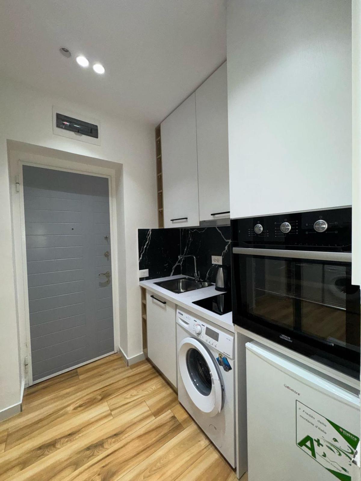 Luxury Apartments Blloku Tirana Exterior foto